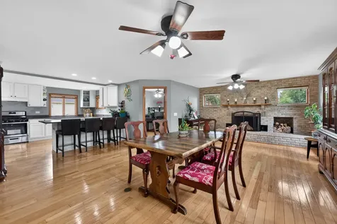 21 South Elmhurst Road Prospect Heights IL 60070