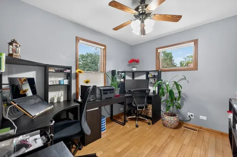21 South Elmhurst Road Prospect Heights IL 60070