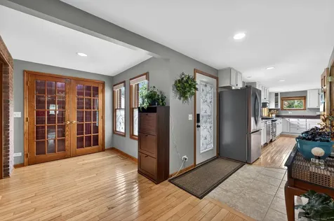21 South Elmhurst Road Prospect Heights IL 60070