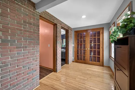 21 South Elmhurst Road Prospect Heights IL 60070