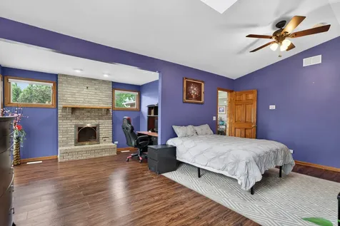 21 South Elmhurst Road Prospect Heights IL 60070
