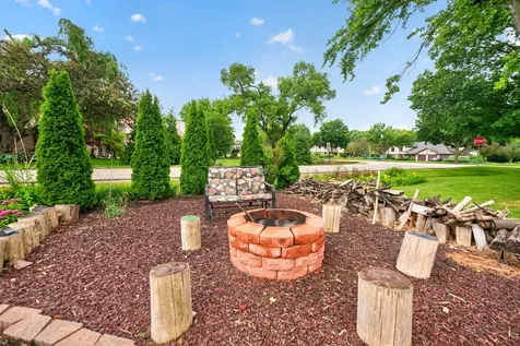 21 South Elmhurst Road Prospect Heights IL 60070