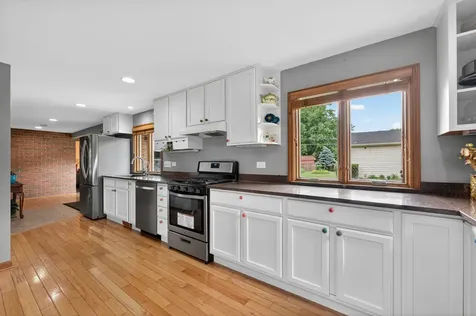 21 South Elmhurst Road Prospect Heights IL 60070