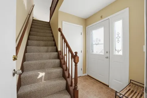 304 University Lane Elk Grove Village IL 60007