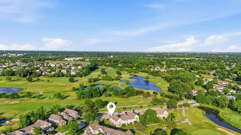 304 University Lane Elk Grove Village IL 60007