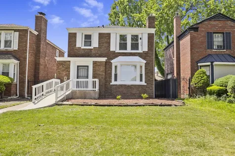 8218 South Yates Boulevard Chicago IL 60617