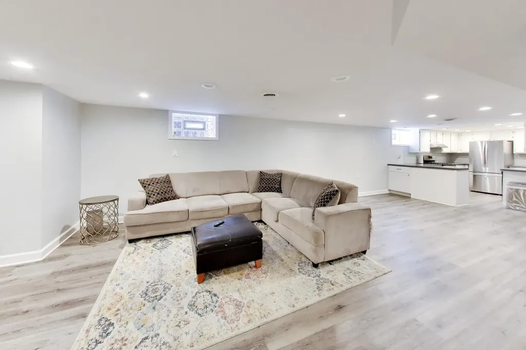 5116 North Nordica Avenue Chicago IL 60656