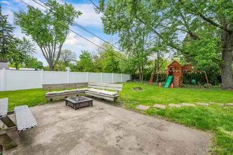 1106 Wallace Court Chicago Heights IL 60411