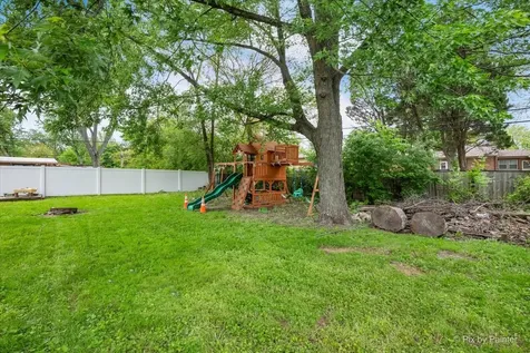 1106 Wallace Court Chicago Heights IL 60411