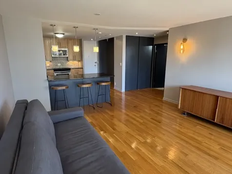 1636 North Wells Street Chicago IL 60614