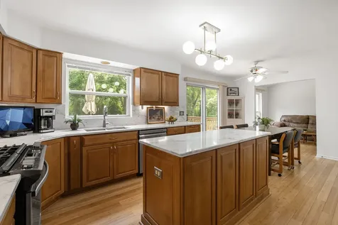 162 Wellington Court Grayslake IL 60030