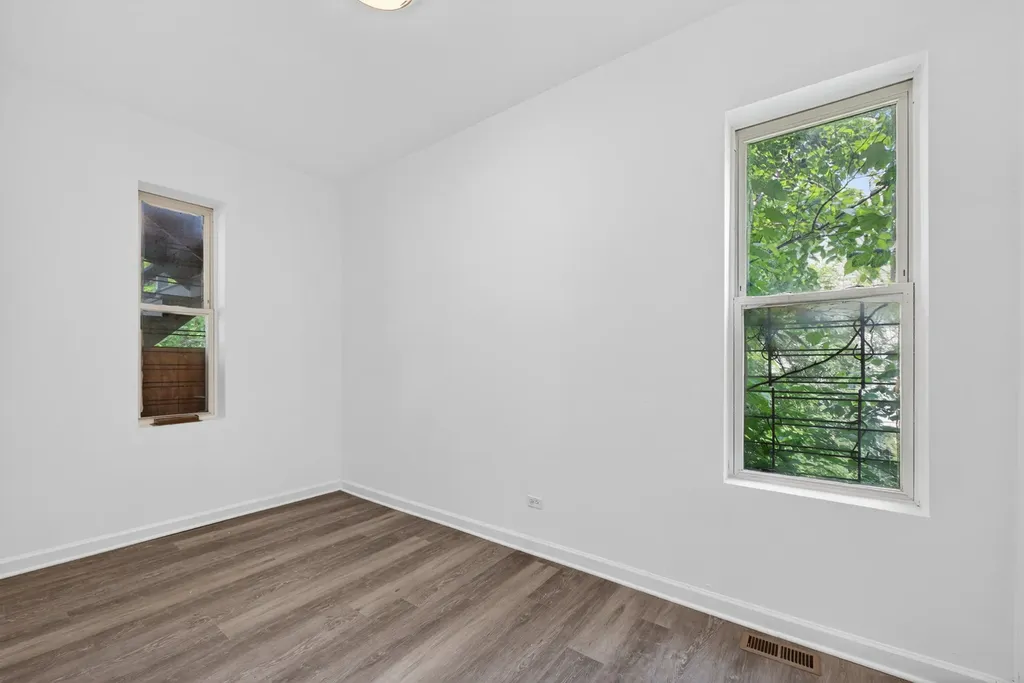 6018 South Sangamon Street Chicago IL 60621