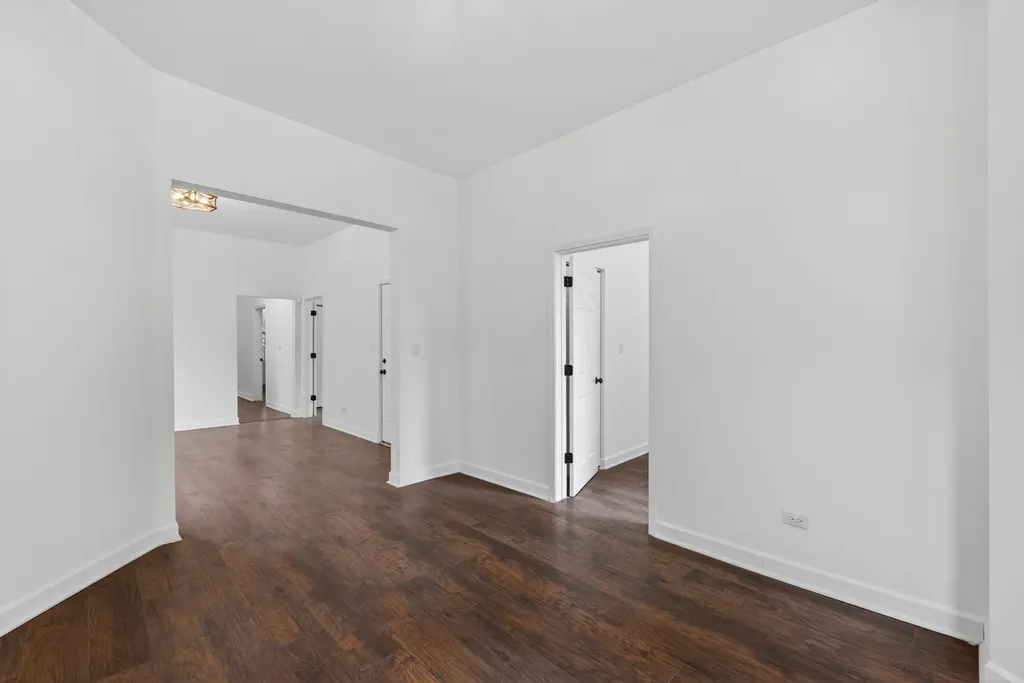 6018 South Sangamon Street Chicago IL 60621