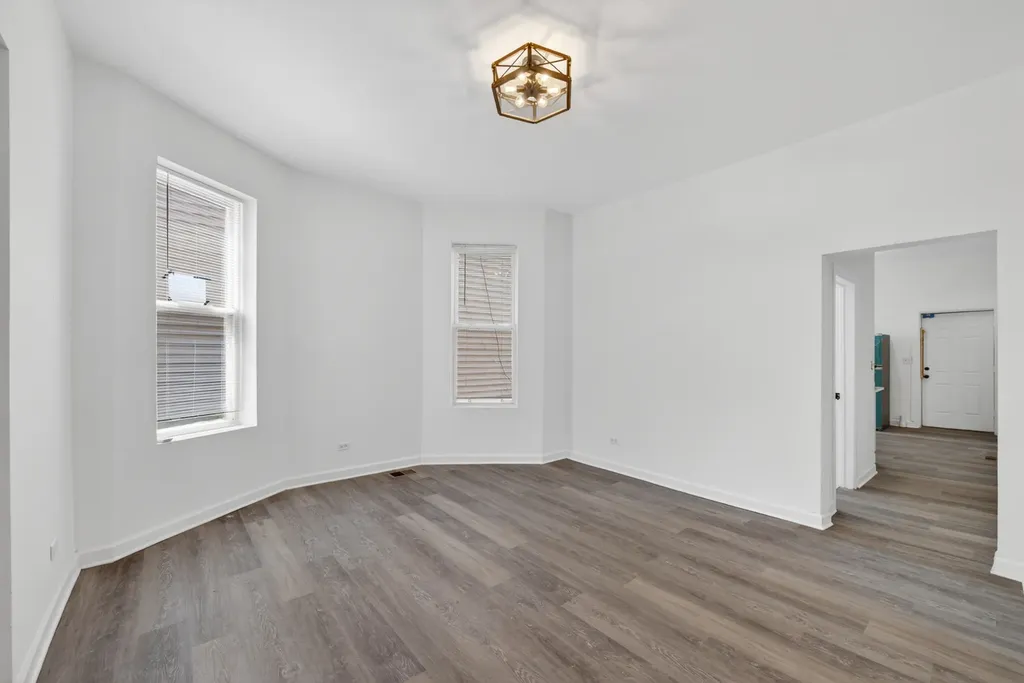 6018 South Sangamon Street Chicago IL 60621