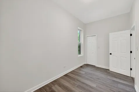 6018 South Sangamon Street Chicago IL 60621