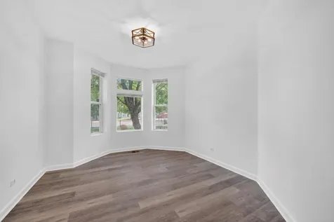 6018 South Sangamon Street Chicago IL 60621
