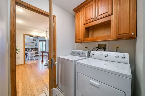 1210 Robin Drive Elk Grove Village IL 60007