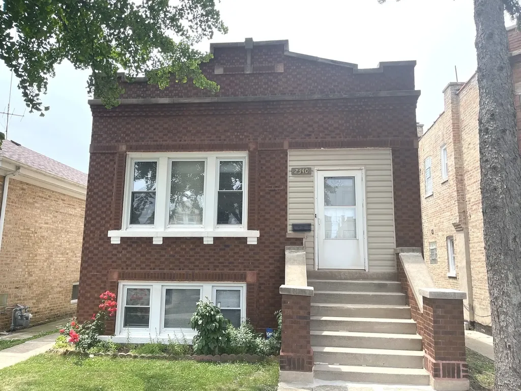 2340 Harvey Avenue Berwyn IL 60402