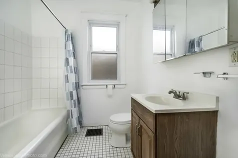 2340 Harvey Avenue Berwyn IL 60402