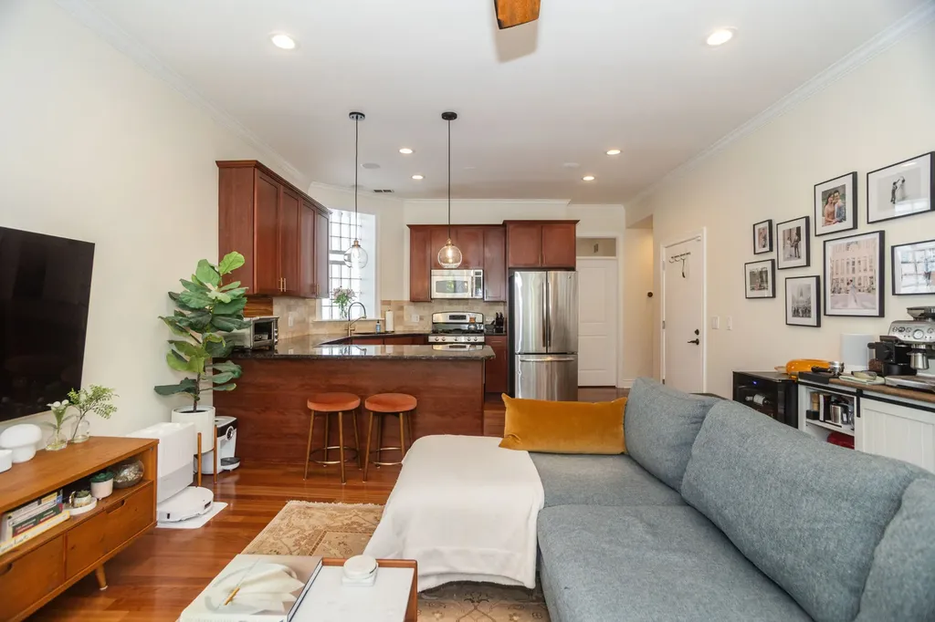1254 West Diversey Parkway Chicago IL 60614
