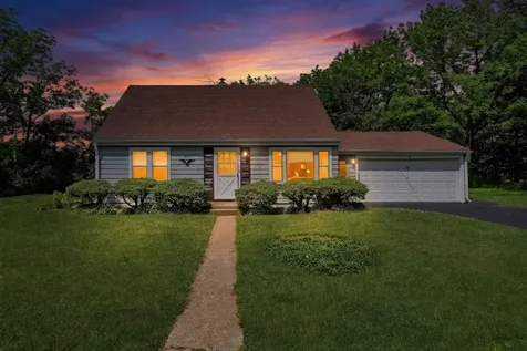 2 Eva Terrace Lake Bluff IL 60044