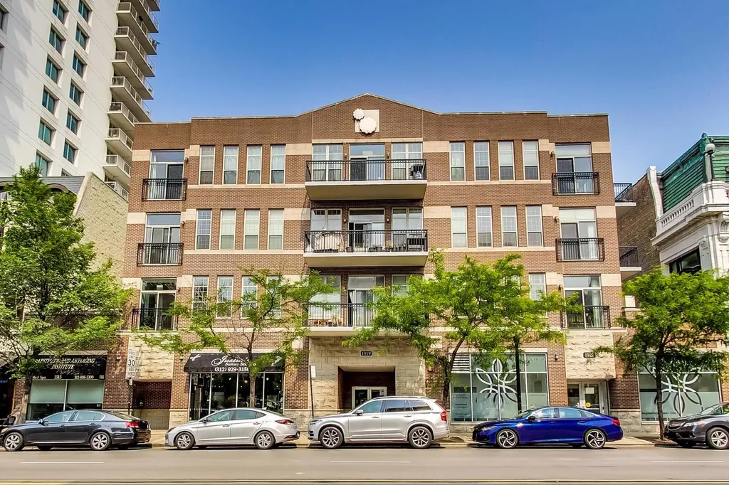 1919 South Michigan Avenue Chicago IL 60616