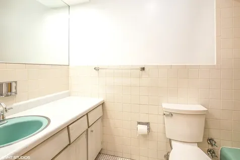 7537 West Higgins Road W Chicago IL 60631