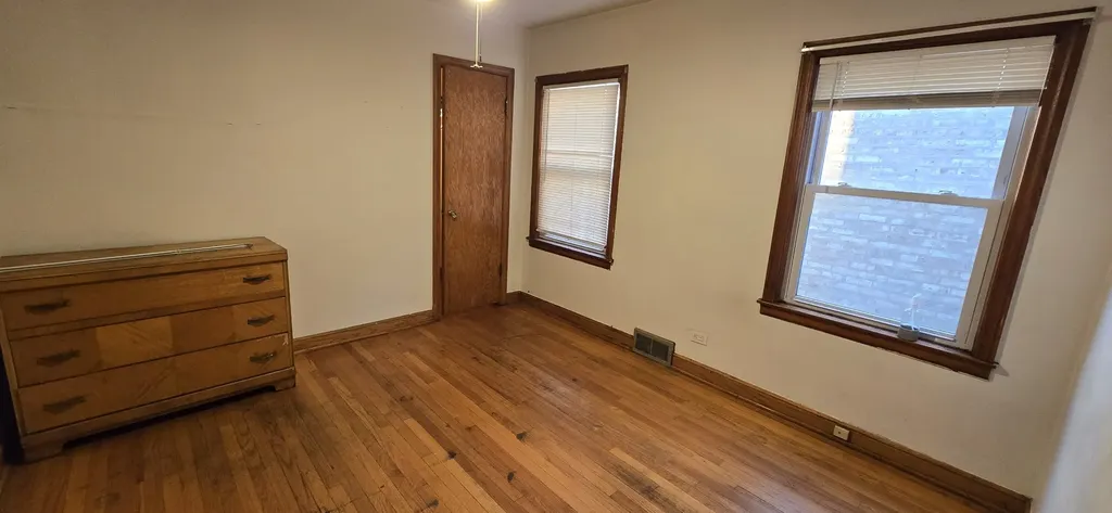 4731 South Kostner Avenue Chicago IL 60632
