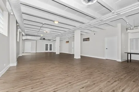 3025 North Western Avenue Chicago IL 60618