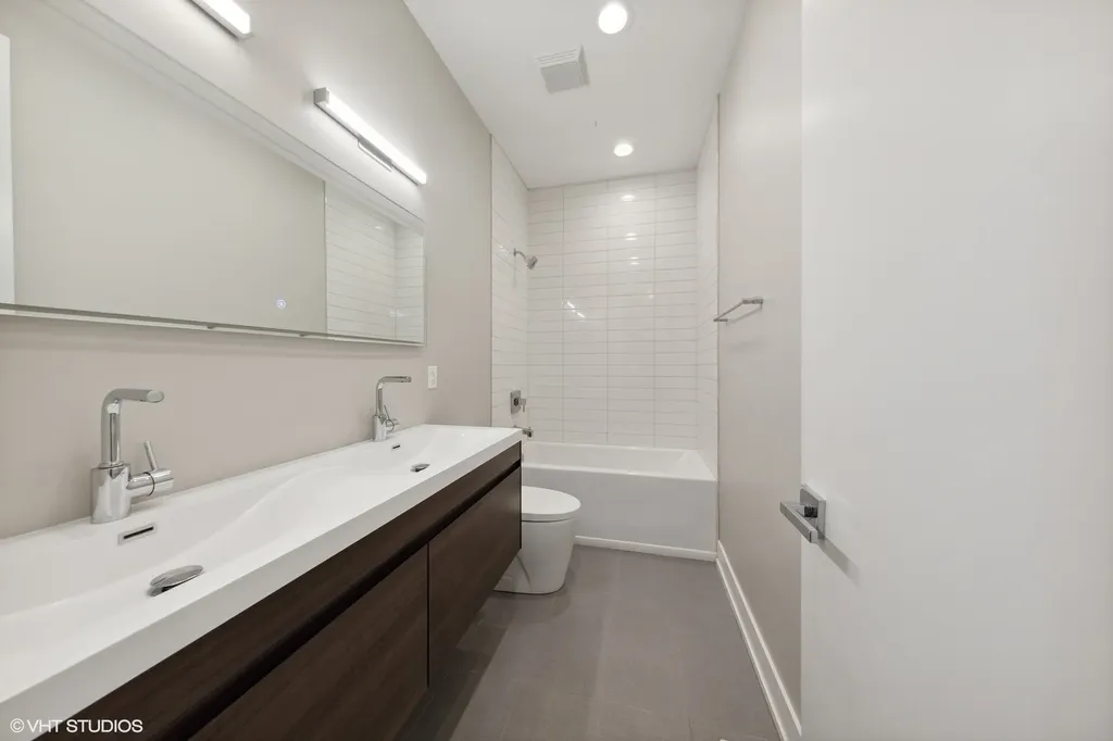 2341 North Drake Avenue Chicago IL 60647