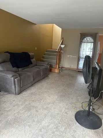 10439 South Albany Avenue Chicago IL 60655