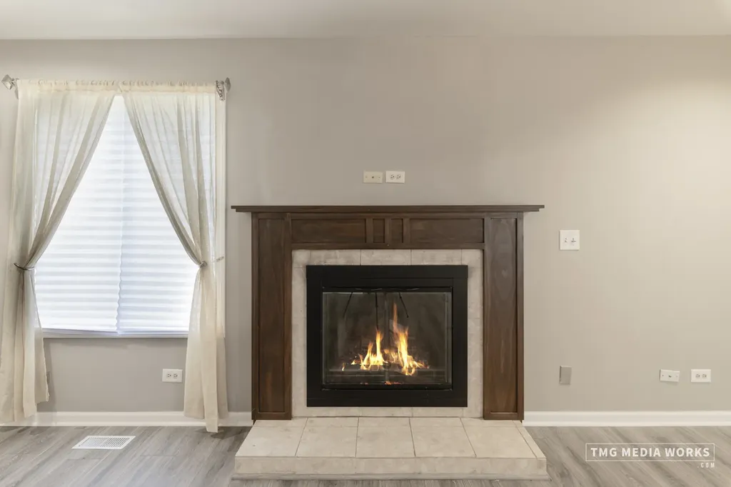 1210 Andover Circle Aurora IL 60504