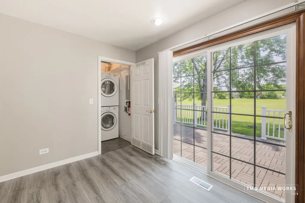 1210 Andover Circle Aurora IL 60504