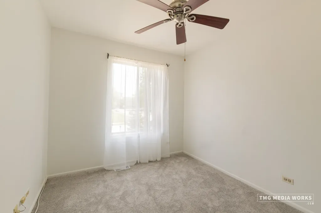 1210 Andover Circle Aurora IL 60504