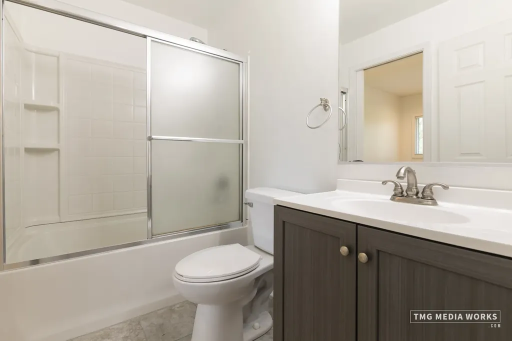 1210 Andover Circle Aurora IL 60504