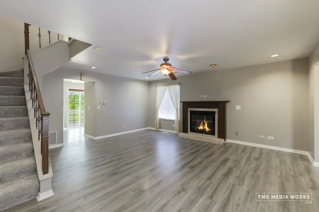 1210 Andover Circle Aurora IL 60504