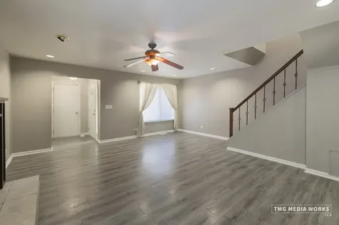 1210 Andover Circle Aurora IL 60504