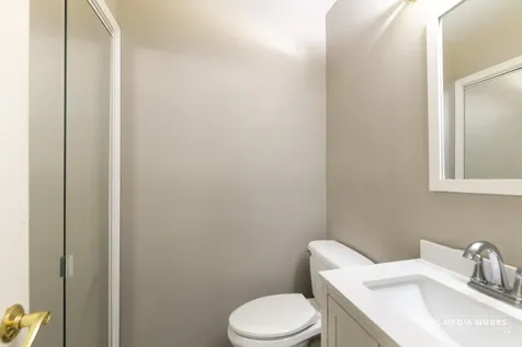 1210 Andover Circle Aurora IL 60504