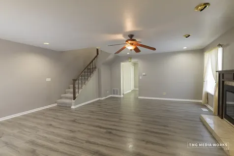 1210 Andover Circle Aurora IL 60504