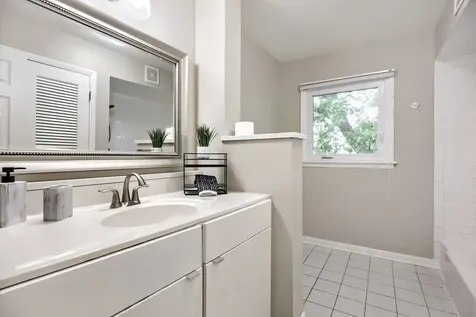 10112 South Kostner Avenue Oak Lawn IL 60453