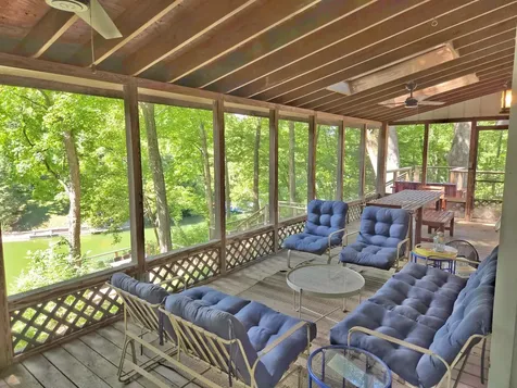 11 Chairtree Court Putnam IL 61560
