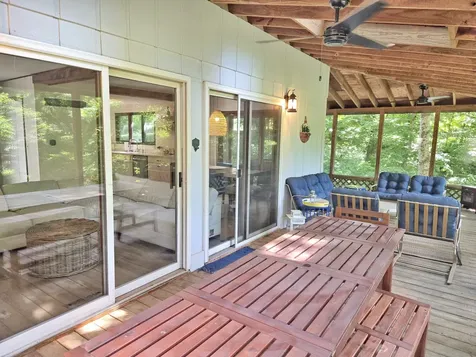 11 Chairtree Court Putnam IL 61560