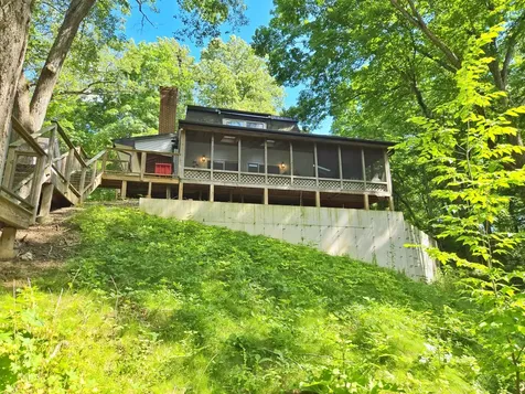 11 Chairtree Court Putnam IL 61560