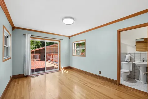 192 Waubansee Road Riverside IL 60546