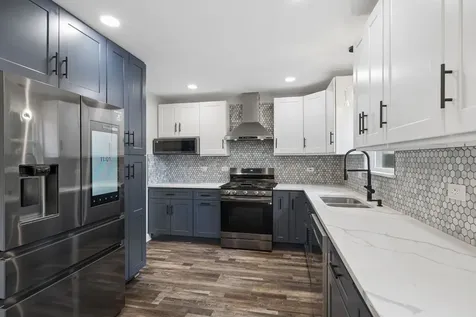 83 Canterbury Trail Romeoville IL 60446