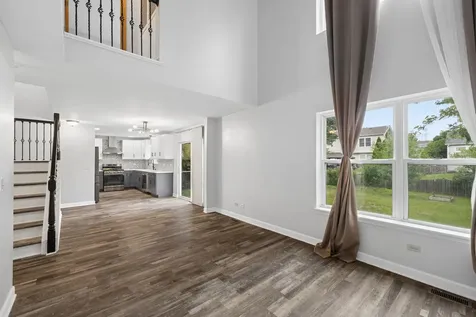 83 Canterbury Trail Romeoville IL 60446