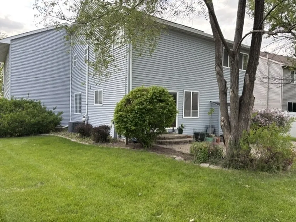 2140 Horncastle Lane Naperville IL 60564