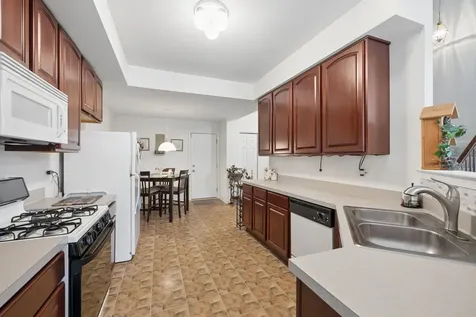 16532 South Windsor Lane Lockport IL 60441