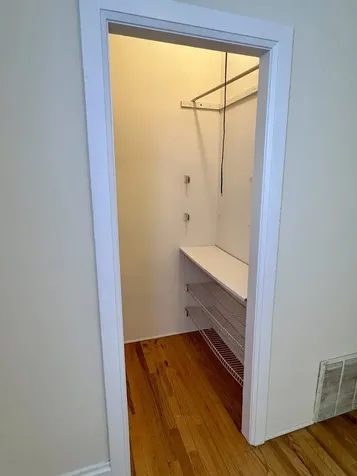 3229 North Wilton Avenue Chicago IL 60657