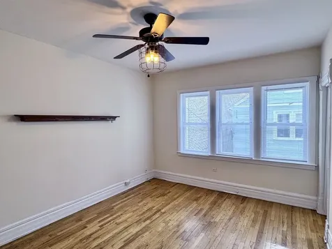 3229 North Wilton Avenue Chicago IL 60657